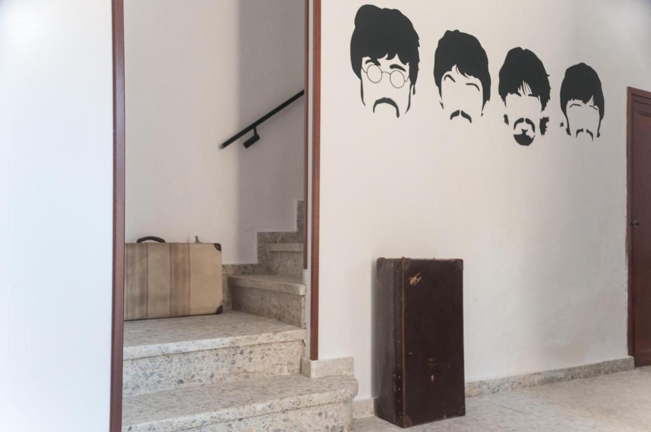 Casa Beatles Del Valle Pinos del Valle Luaran gambar
